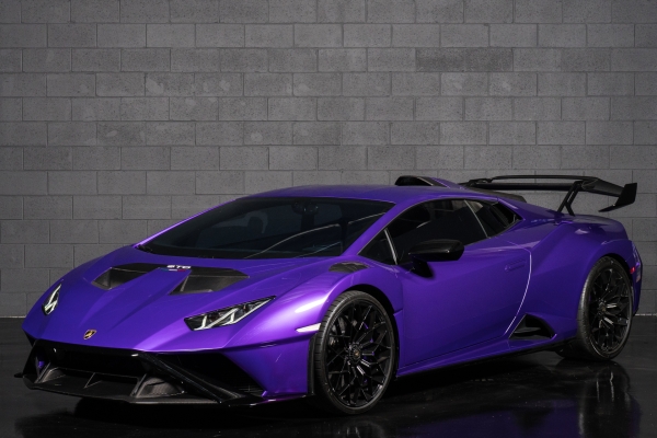 Automotive Inventory & Auction Photography by Kevin Eshraghi - 1